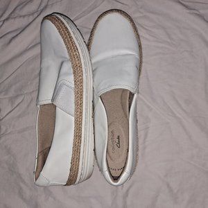 Slip on sneaker